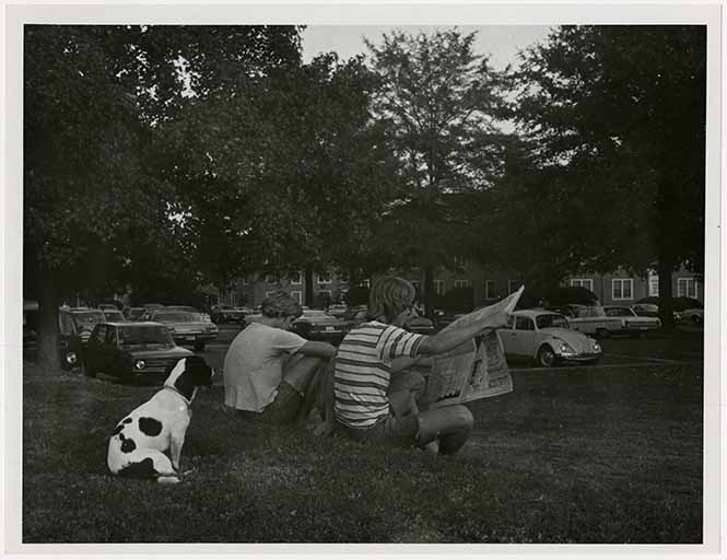 Dogs on campus 18