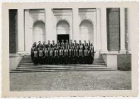 Generated thumbnail: Chapel Choir groups 02
