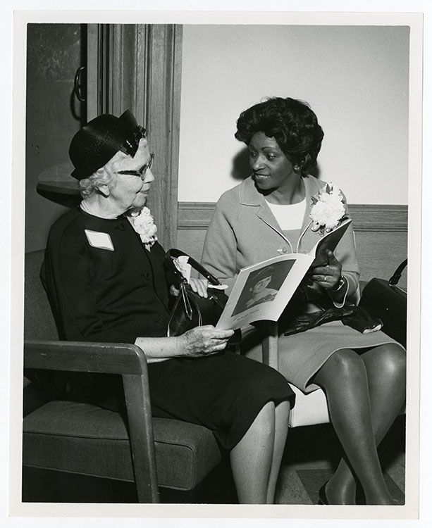 Johnson, Lois