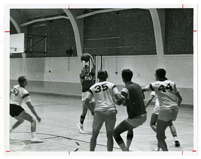Intramural Basketball (Men's)