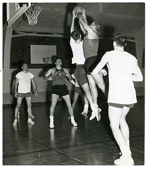 Intramural Basketball (Men's)